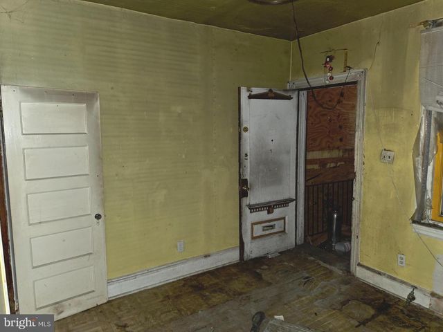 5138 ARCH ST, Philadelphia, PA 19139