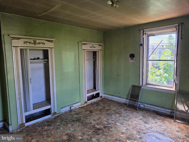 5138 ARCH ST, Philadelphia, PA 19139