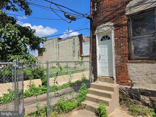 5138 ARCH ST, Philadelphia, PA 19139