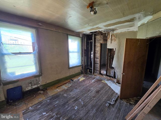 5138 ARCH ST, Philadelphia, PA 19139