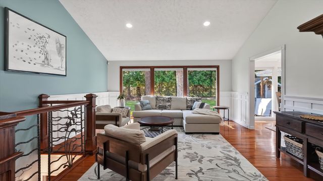 1118 E Eastview Dr, Spokane, WA 99208