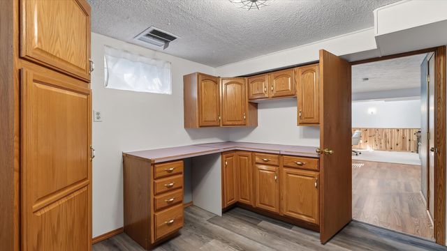 1118 E Eastview Dr, Spokane, WA 99208