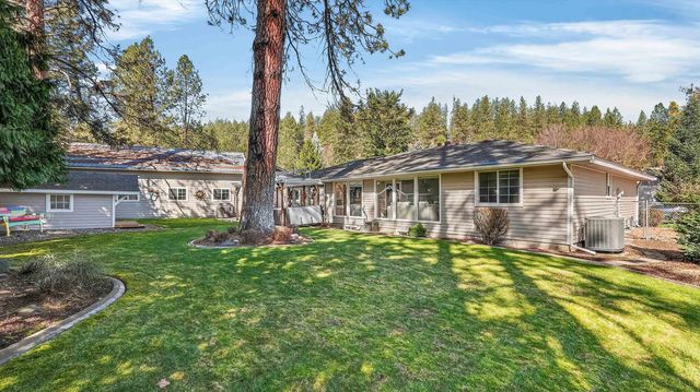 1118 E Eastview Dr, Spokane, WA 99208