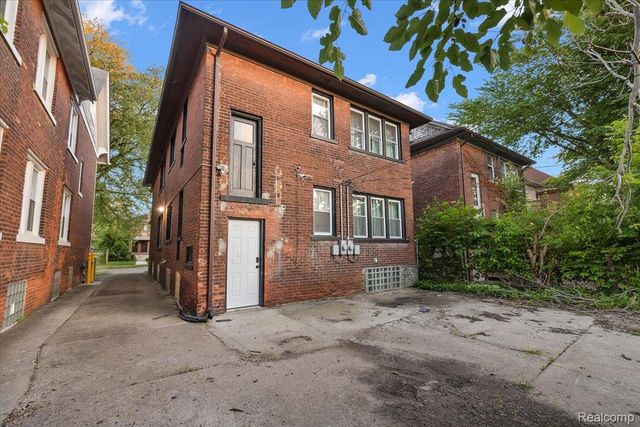 2256 W Philadelphia Street, Detroit, MI 48206