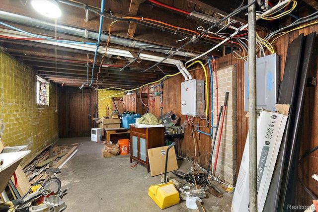 2256 W Philadelphia Street, Detroit, MI 48206