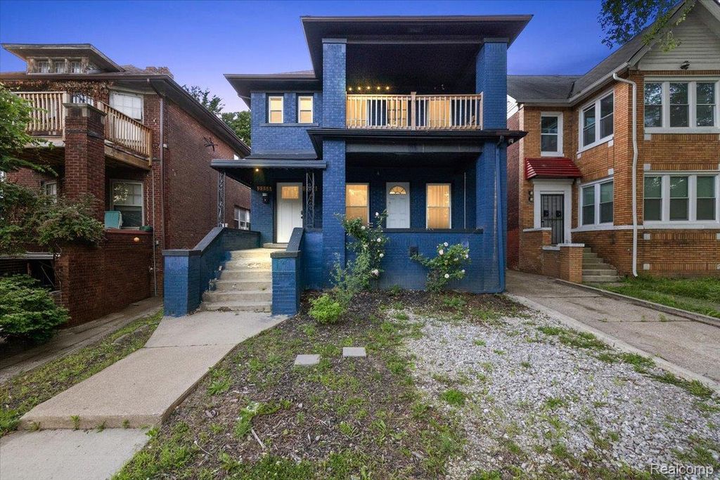 2256 W Philadelphia Street, Detroit, MI 48206