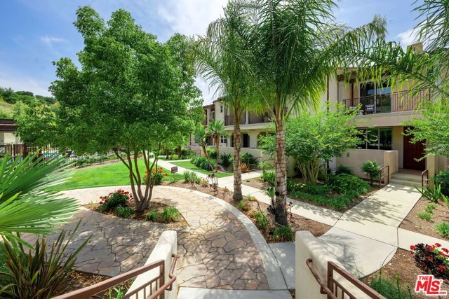 4417 Paxton Place, Calabasas, CA 91302