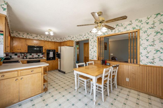305 Maywood Avenue, Eagle Lake, MN 56024