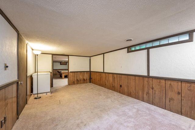 305 Maywood Avenue, Eagle Lake, MN 56024