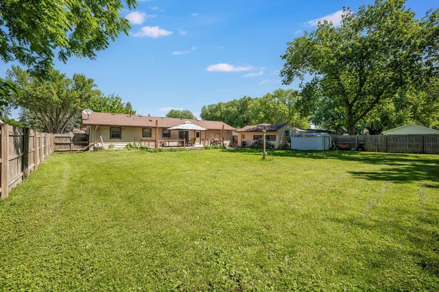 305 Maywood Avenue, Eagle Lake, MN 56024