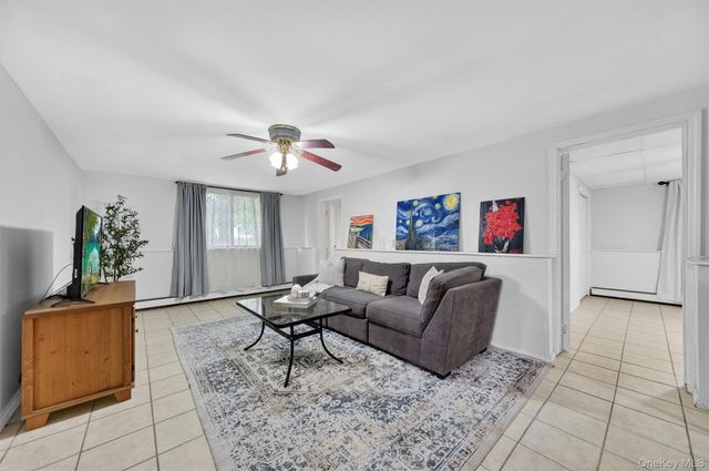 19 Victoria Drive, Newburgh, NY 12550