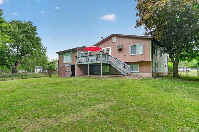 19 Victoria Drive, Newburgh, NY 12550