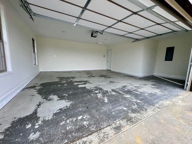 571 Middle Crk Way, Berea, KY 40403