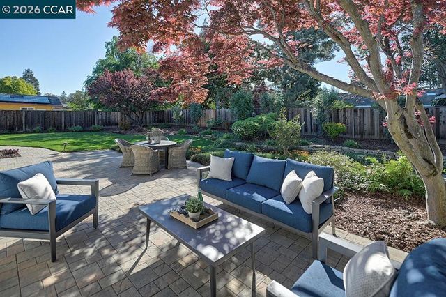 2253 Belford Dr, Walnut Creek, CA 94598