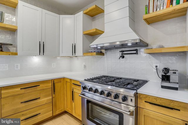 5119 45TH ST NW, Washington, DC 20016