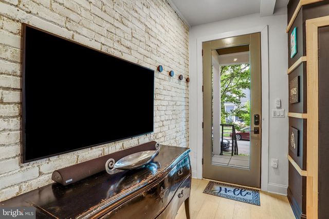 5119 45TH ST NW, Washington, DC 20016