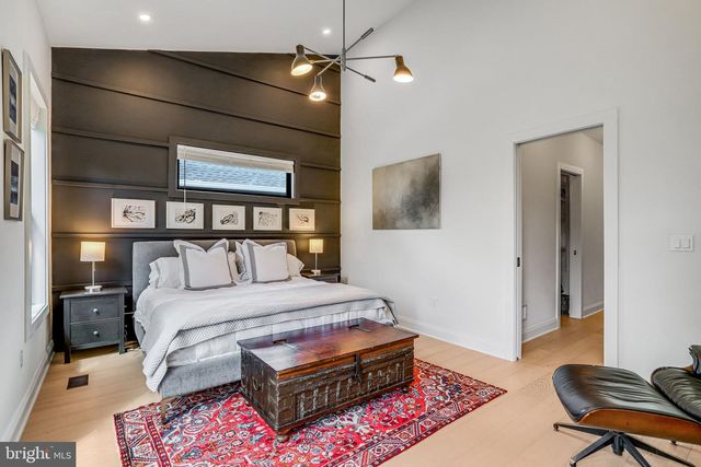5119 45TH ST NW, Washington, DC 20016