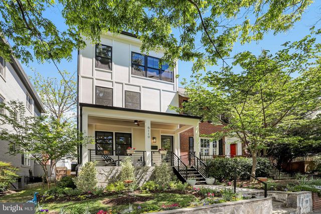 5119 45TH ST NW, Washington, DC 20016