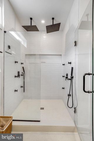 5119 45TH ST NW, Washington, DC 20016