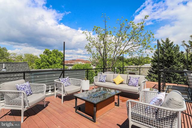 5119 45TH ST NW, Washington, DC 20016