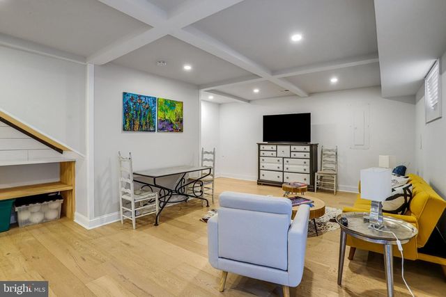 5119 45TH ST NW, Washington, DC 20016
