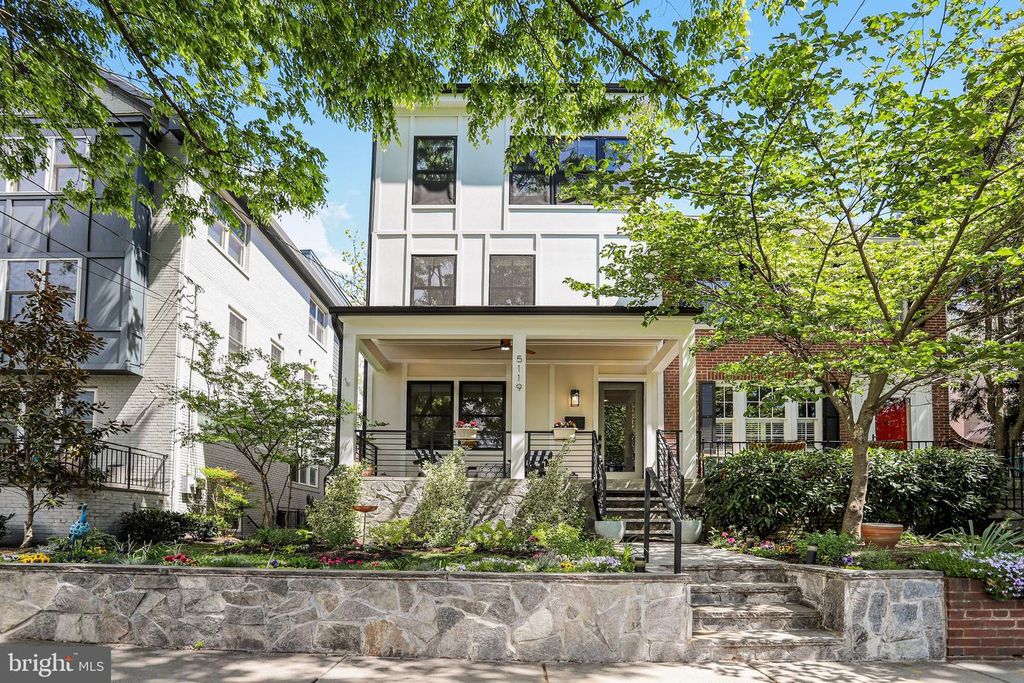5119 45TH ST NW, Washington, DC 20016