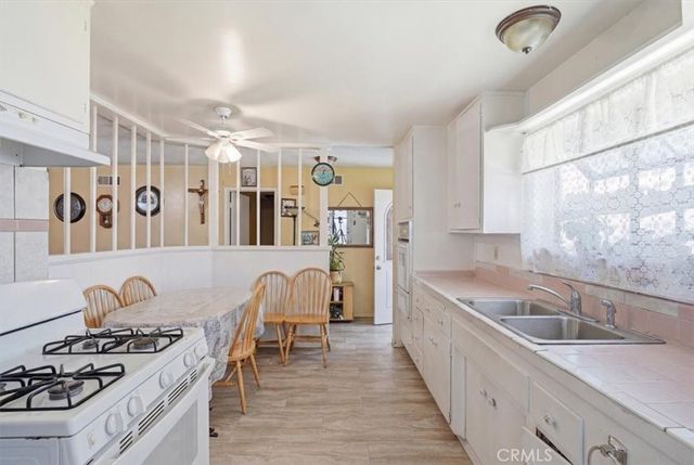 8802 Los Flores, Buena Park, CA 90620