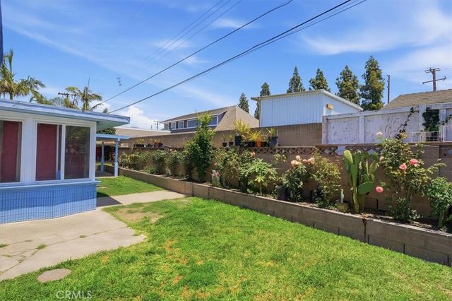 8802 Los Flores, Buena Park, CA 90620