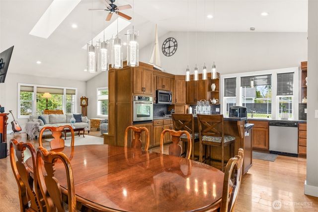 11715 Scott Creek Drive SW, Olympia, WA 98512