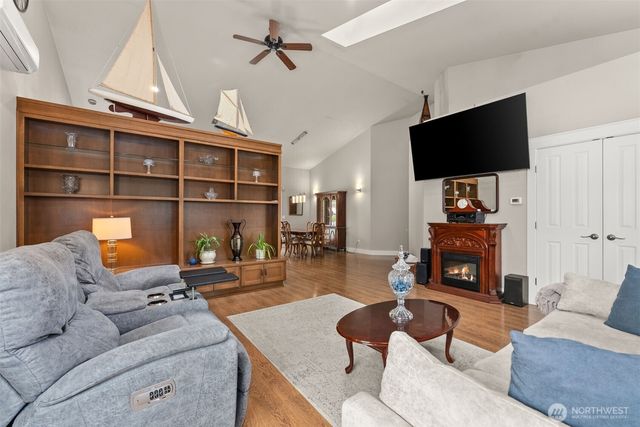 11715 Scott Creek Drive SW, Olympia, WA 98512