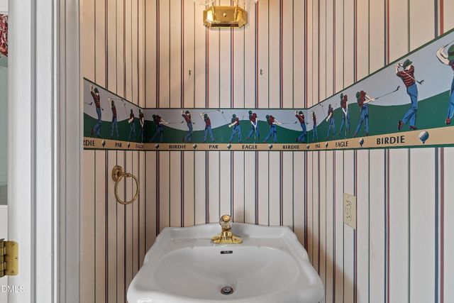 3621 Pine Hollow Drive, Clayton, NC 27520