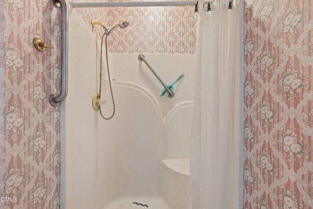 3621 Pine Hollow Drive, Clayton, NC 27520