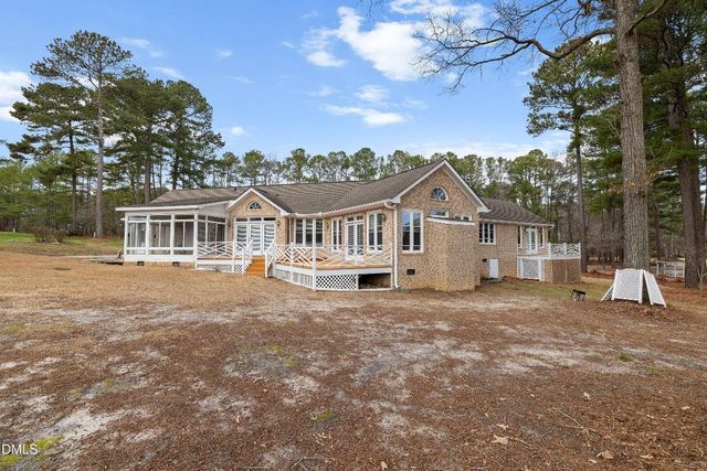 3621 Pine Hollow Drive, Clayton, NC 27520