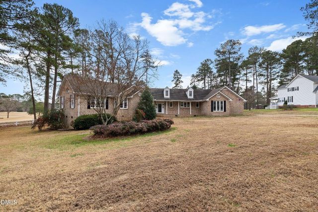 3621 Pine Hollow Drive, Clayton, NC 27520