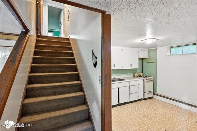 4204 Greenland Drive, Anchorage, AK 99517