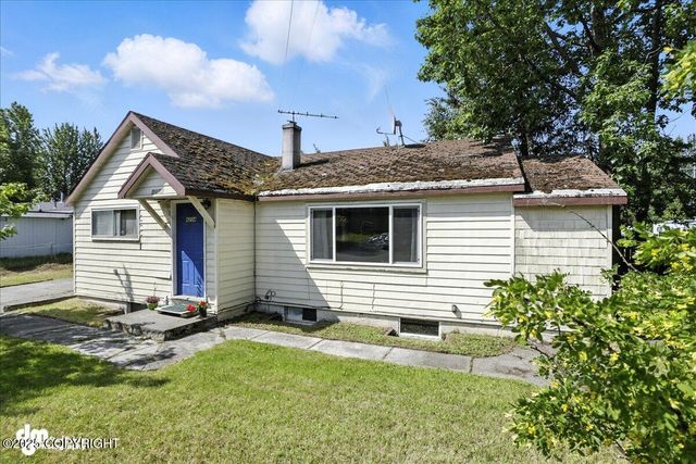 4204 Greenland Drive, Anchorage, AK 99517