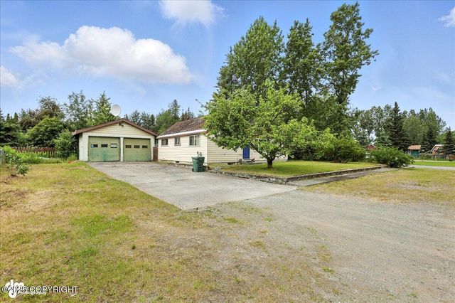 4204 Greenland Drive, Anchorage, AK 99517