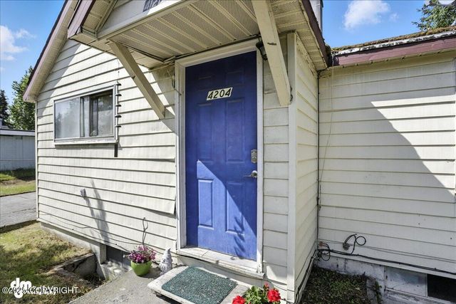 4204 Greenland Drive, Anchorage, AK 99517