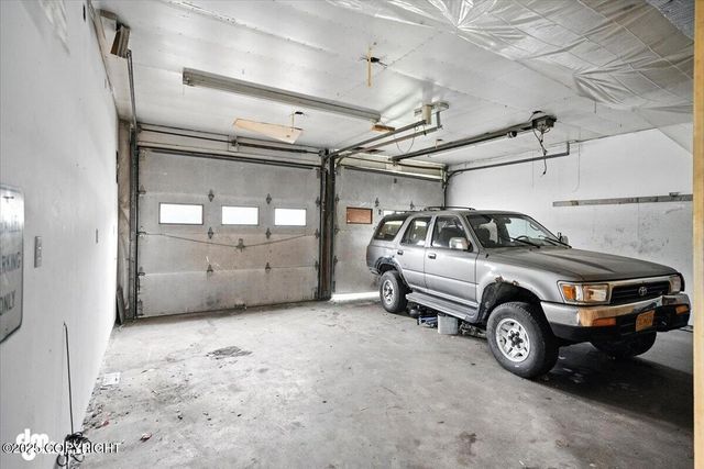 4204 Greenland Drive, Anchorage, AK 99517