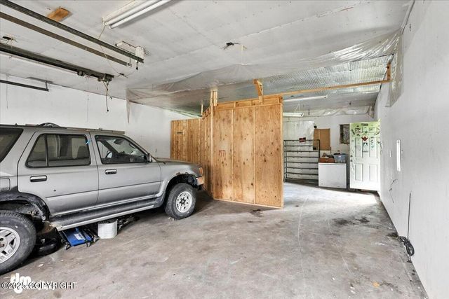 4204 Greenland Drive, Anchorage, AK 99517