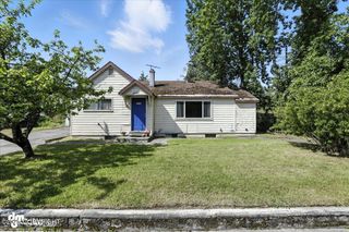 4204 Greenland Drive, Anchorage, AK 99517
