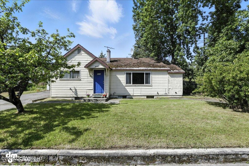 4204 Greenland Drive, Anchorage, AK 99517