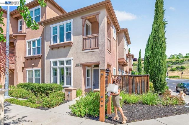 3651 Branding Iron Pl, Dublin, CA 94568