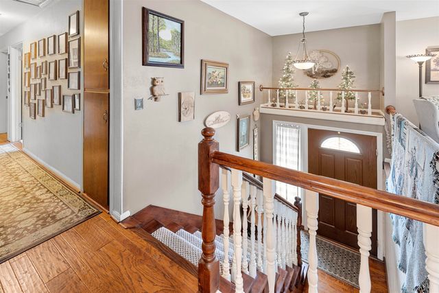 2042 Lewis Ave, Salina, KS 67401