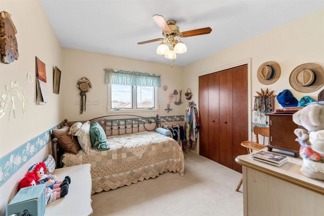 2042 Lewis Ave, Salina, KS 67401