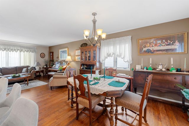 2042 Lewis Ave, Salina, KS 67401