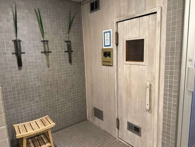 44 Washignton 1013, Brookline, MA 02445