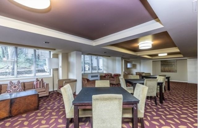 44 Washignton 1013, Brookline, MA 02445