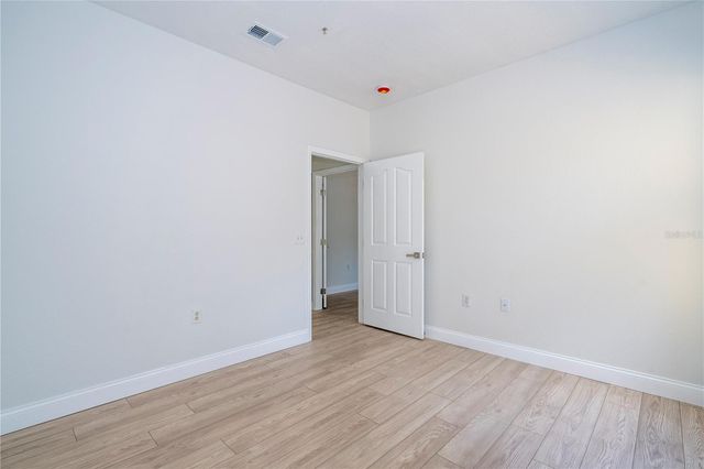 1375 LAKE SHADOW CIRCLE 11103, Maitland, FL 32751