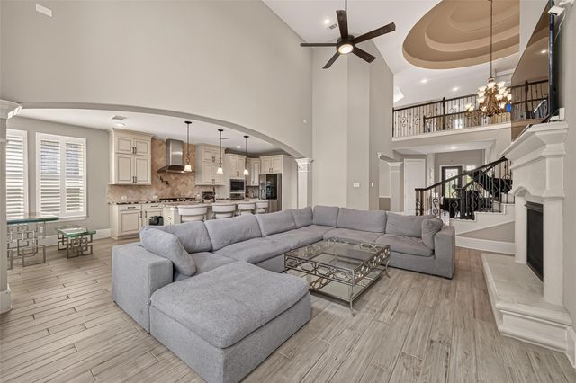1918 Donna Temple Court, Richmond, TX 77469